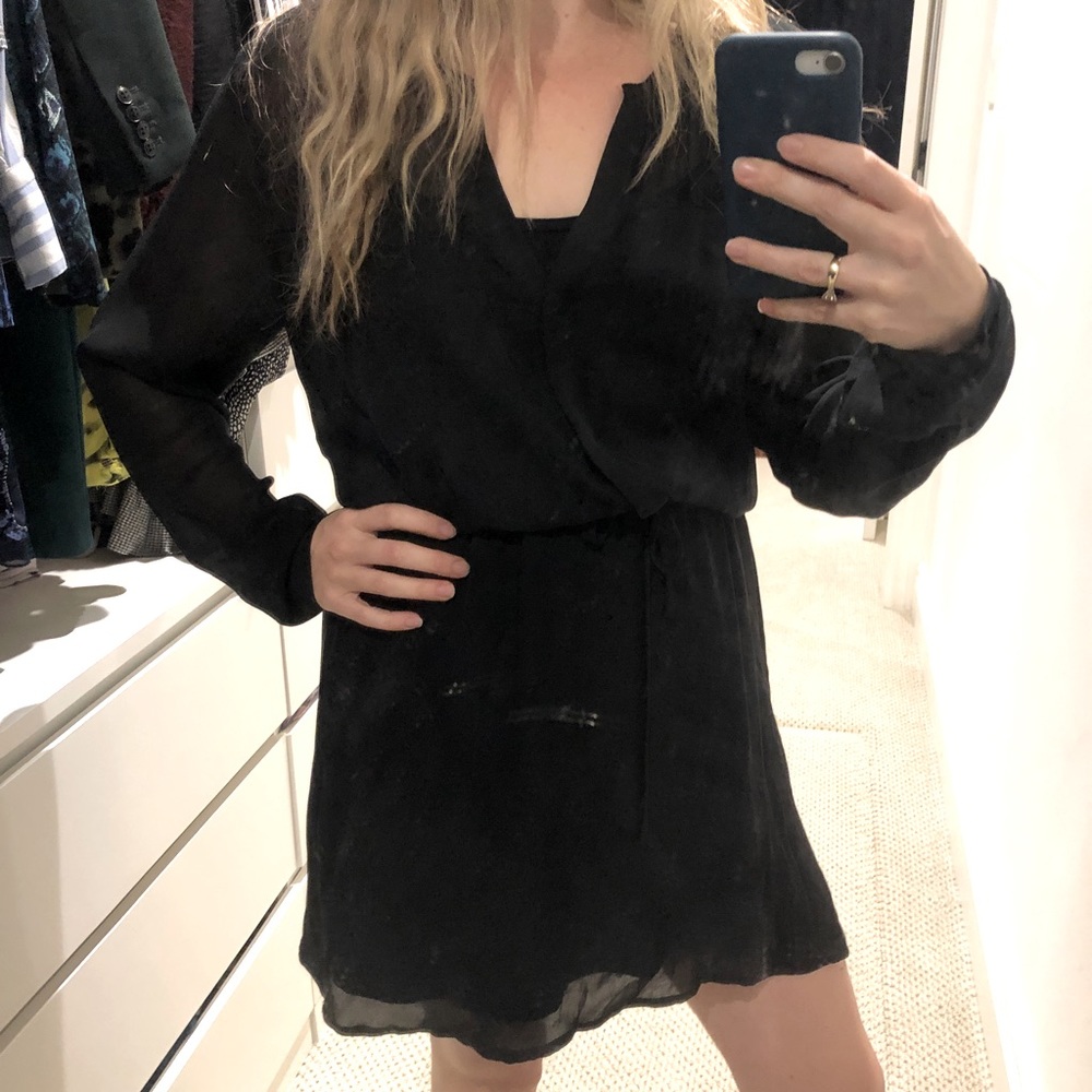ARITZIA BABATON SILK back dress size Medium